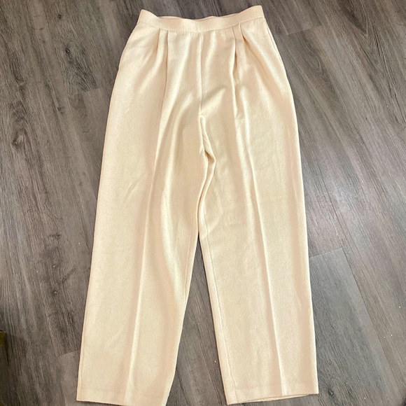St. John Pants & Jumpsuits St John Cream Knit Pants Poshmark